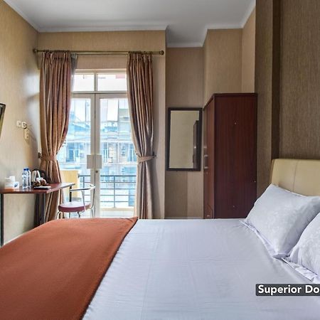 Hotel Arjuna Bekasi Exteriér fotografie