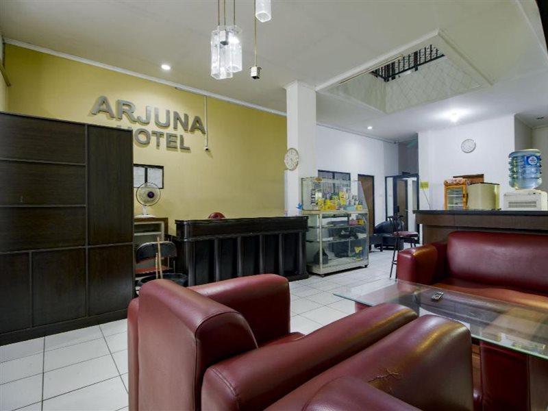 Hotel Arjuna Bekasi Exteriér fotografie