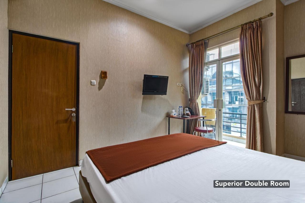 Hotel Arjuna Bekasi Exteriér fotografie